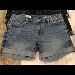 GAP Boyfriend Shorts